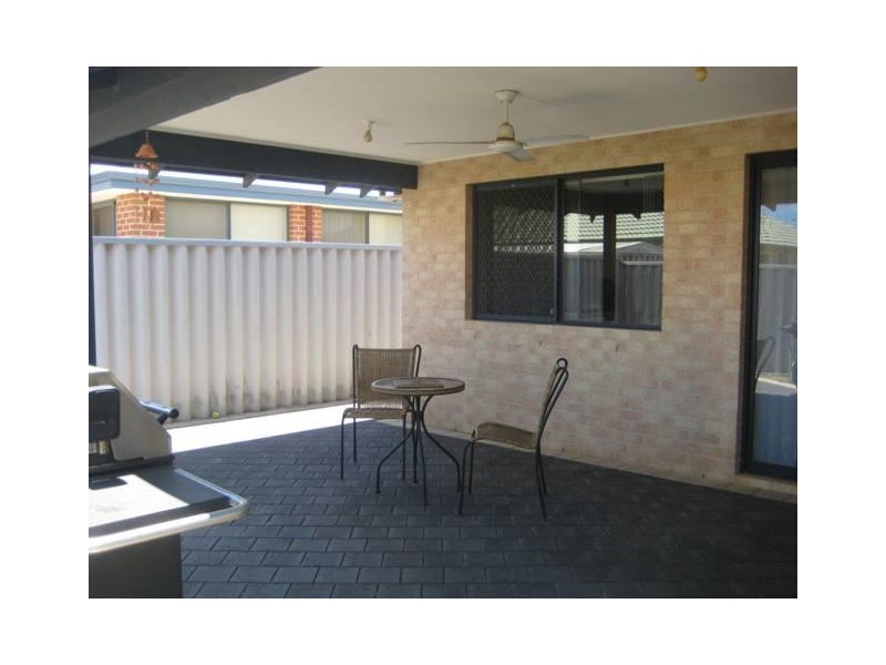 17 McGauran Lane, Beachlands WA 6530