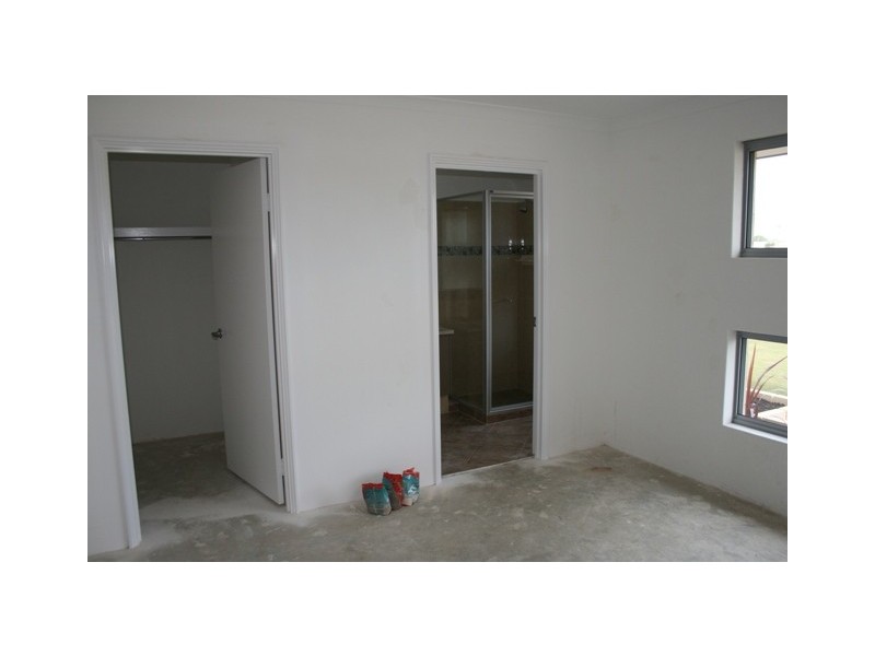 5 Rosa Park Boulevard, Webberton WA 6530