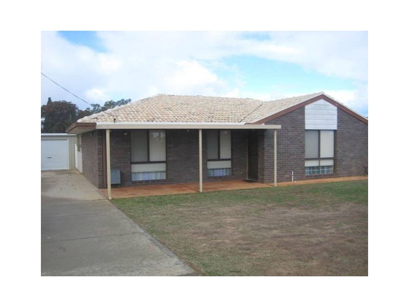 202 Chapman Road, Geraldton WA 6530