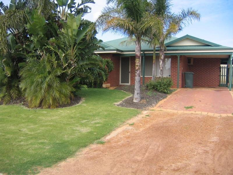4 Naomi Way, Karloo WA 6530