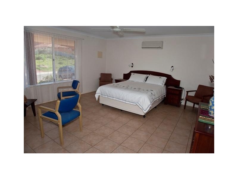 15 Smugglers Pass, Drummond Cove WA 6532