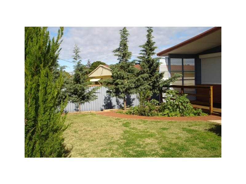 5 Albert Street, Geraldton WA 6530