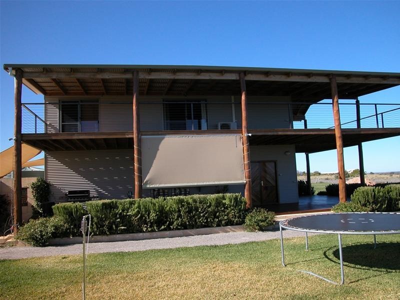 4 77 Richards Road, Buller WA 6532