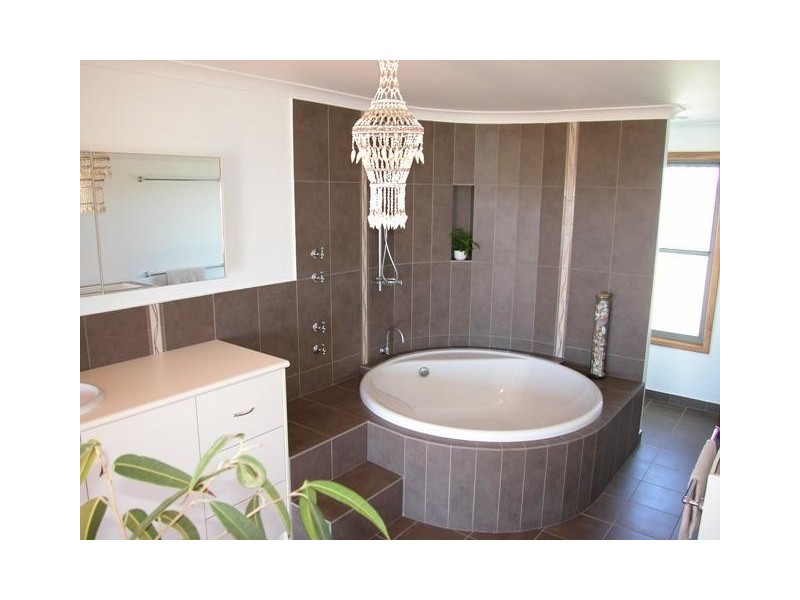 4 77 Richards Road, Buller WA 6532