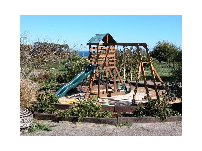 4 77 Richards Road, Buller WA 6532