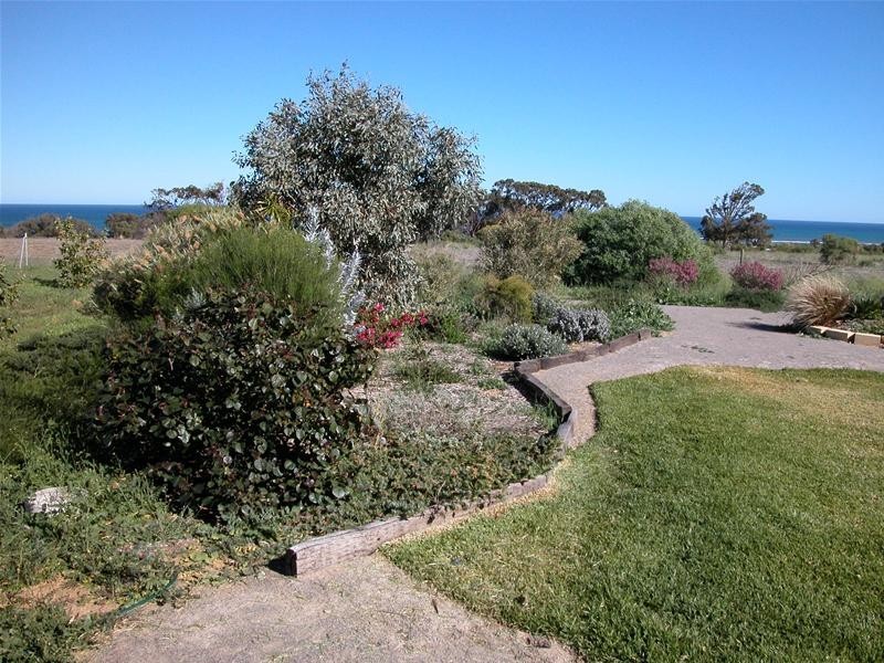 4 77 Richards Road, Buller WA 6532