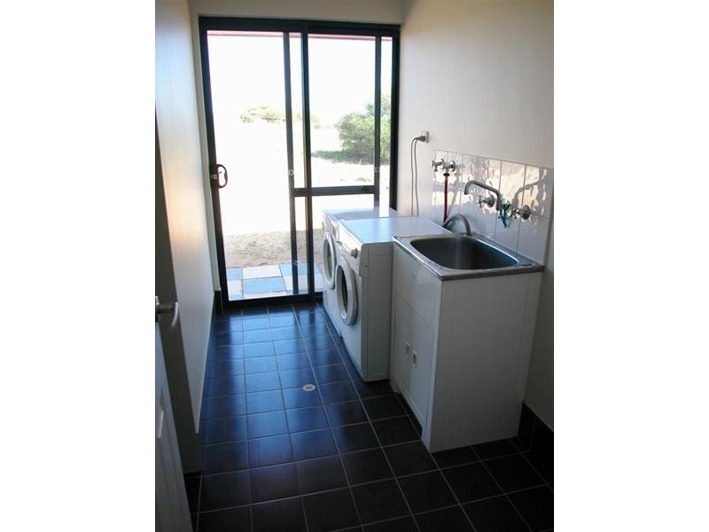 43 Redcliffe Concourse, White Peak WA 6532