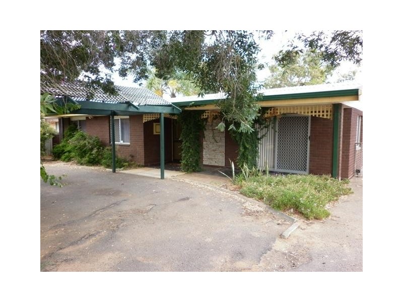 95 Railway Street, Bluff Point WA 6530