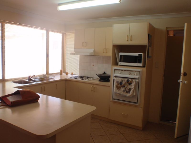 40 Seaview Boulevard, Wandina WA 6530