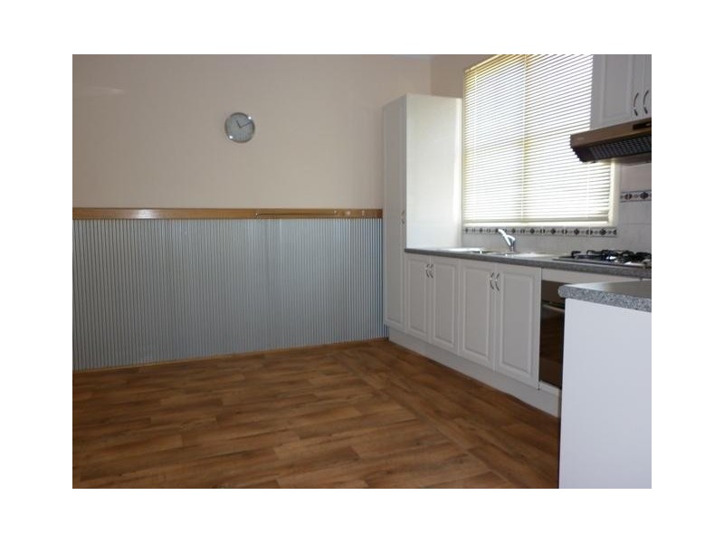 5 Bradley Street, Beachlands WA 6530