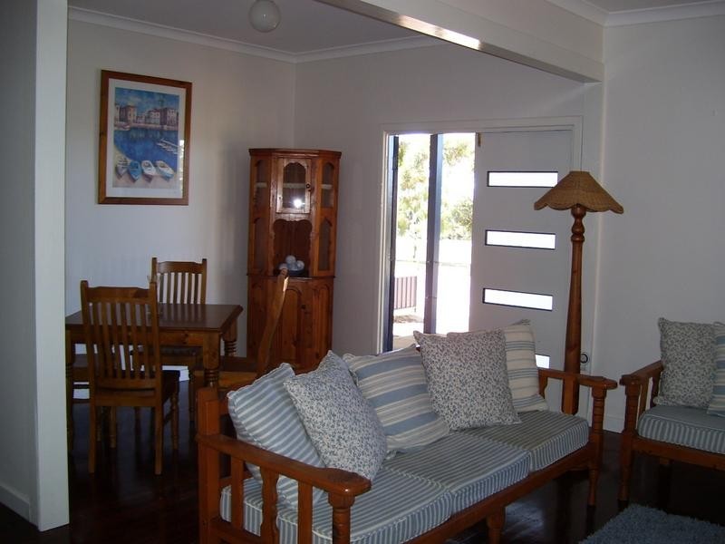 10 Compton STREET, Rangeway WA 6530