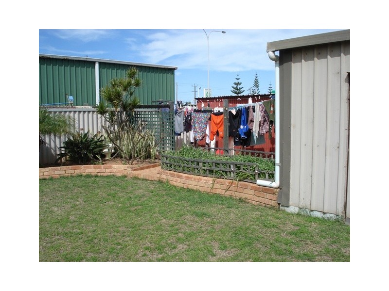 34 Glass Crescent, Mahomets Flats WA 6530