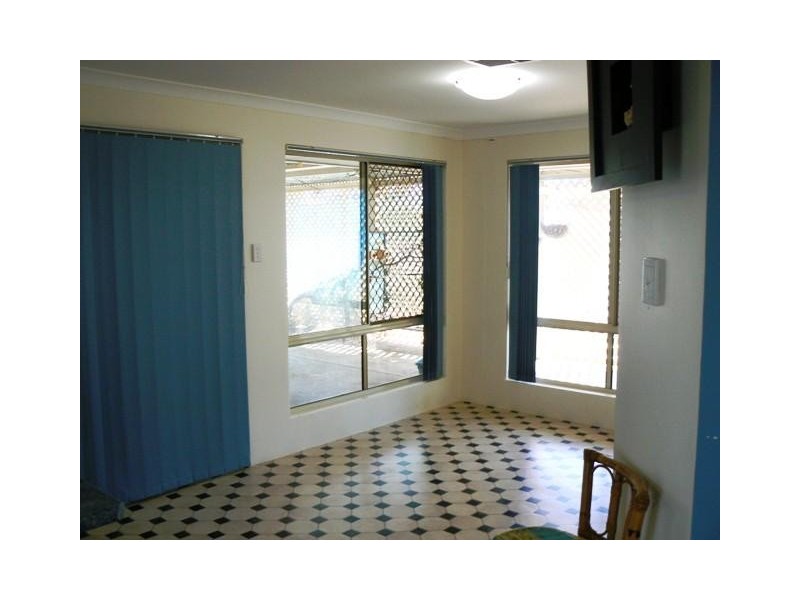 10 Stillwater Avenue, Drummond Cove WA 6532