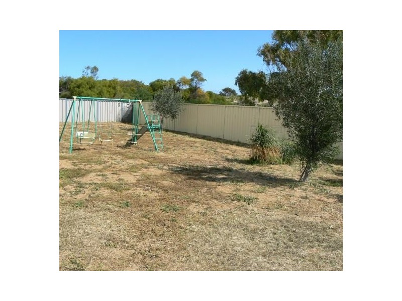 10 Stillwater Avenue, Drummond Cove WA 6532