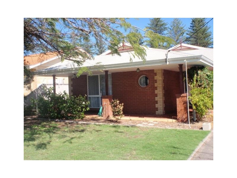 26 Holland Street, Geraldton WA 6530