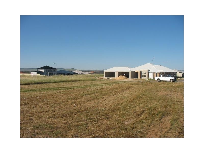Lot 638, 25 Flavio Crescent, Wandina WA 6530