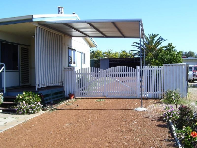 48 Felicia Street, Rangeway WA 6530