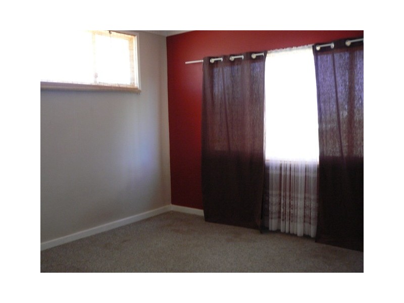 8 Wattle Avenue, Geraldton WA 6530