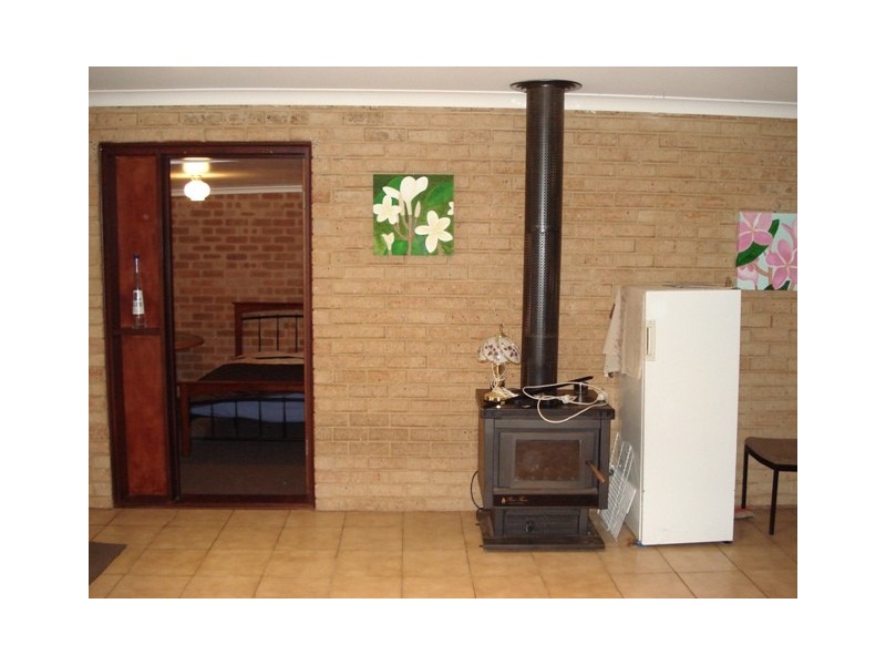 12 Broadfield Close, Utakarra WA 6530