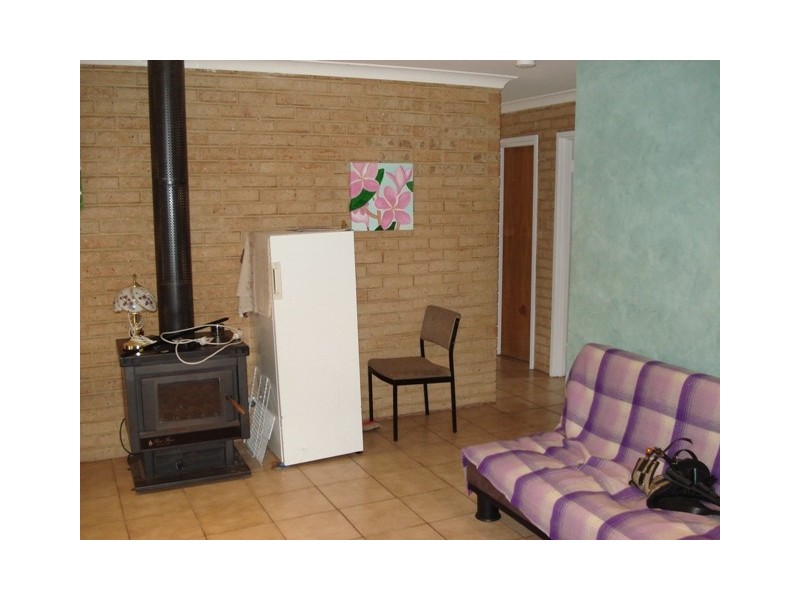 12 Broadfield Close, Utakarra WA 6530