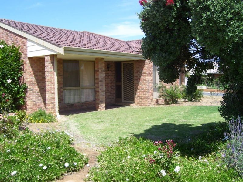 5 Seacrest Street, Tarcoola Beach WA 6530