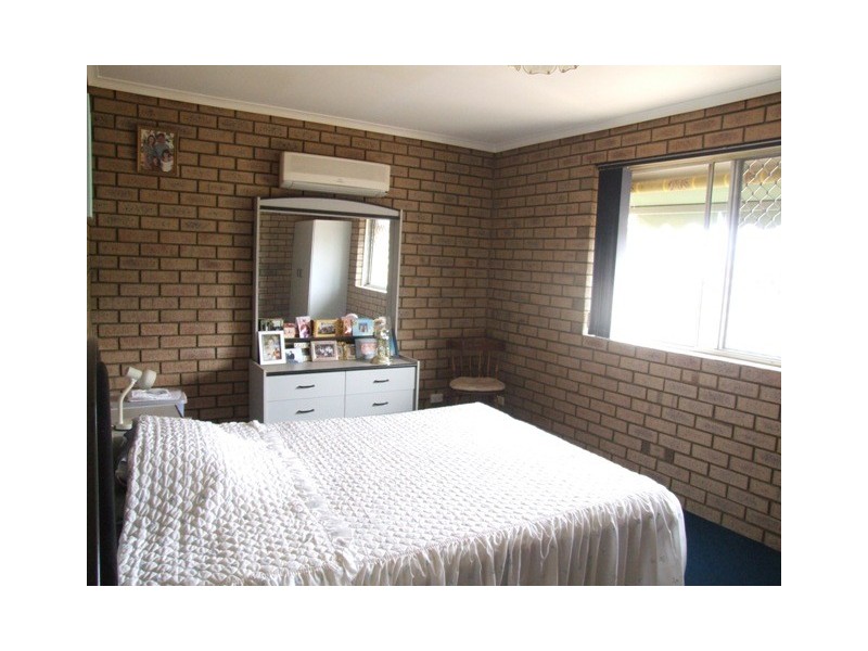 4 Pinyali Way, Waggrakine WA 6530