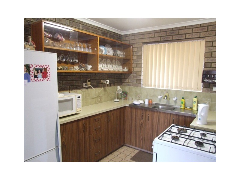 4 Pinyali Way, Waggrakine WA 6530