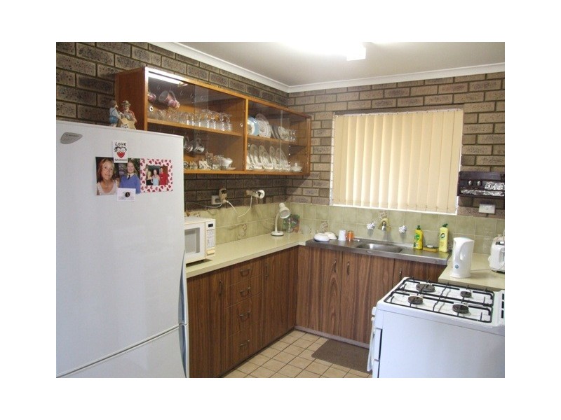 4 Pinyali Way, Waggrakine WA 6530