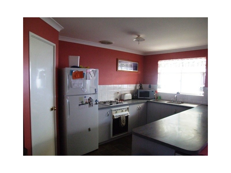 16 Boaz Street, Karloo WA 6530