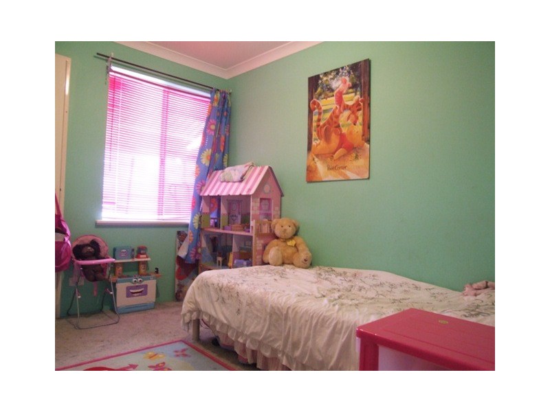 16 Boaz Street, Karloo WA 6530