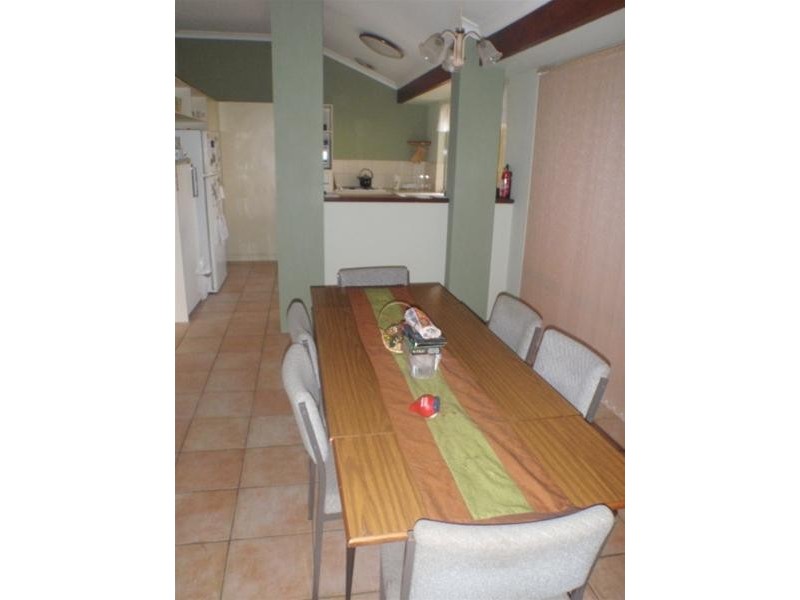 2 Peter Way, Karloo WA 6530
