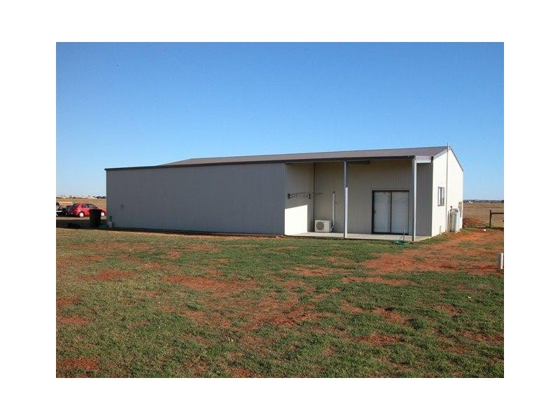 44 Sadler Way, Deepdale WA 6532