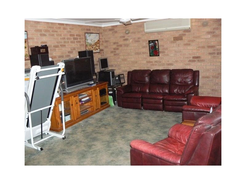 3 Clarke Place, Onslow WA 6710