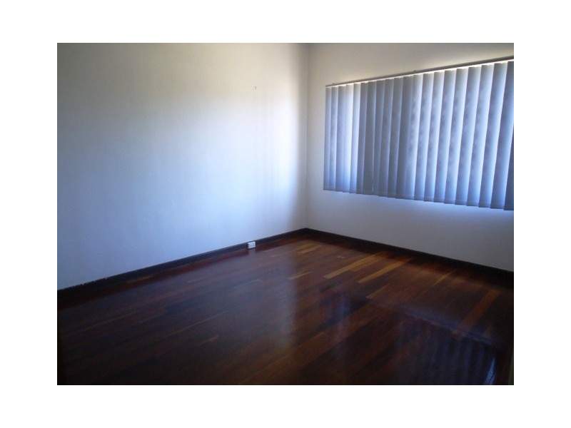 8 Hovea STREET, Rangeway WA 6530