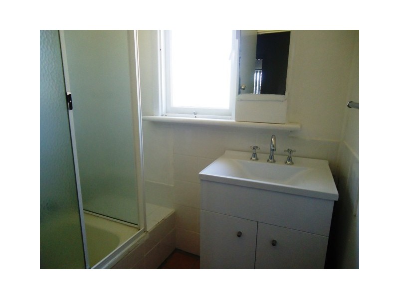 8 Hovea STREET, Rangeway WA 6530