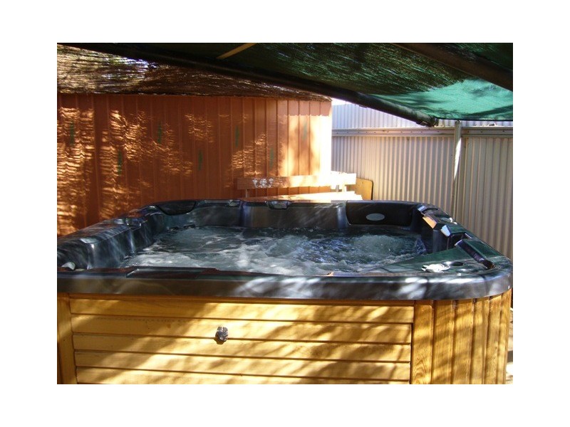 64 Attwood Street, Mount Magnet WA 6638