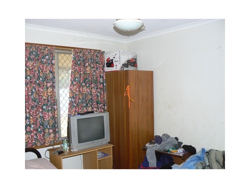 35 Main Street, Meekatharra WA 6642