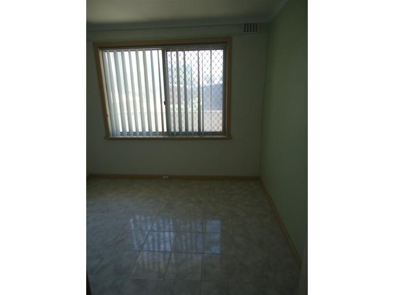 98 Kenny Crescent, Rangeway WA 6530