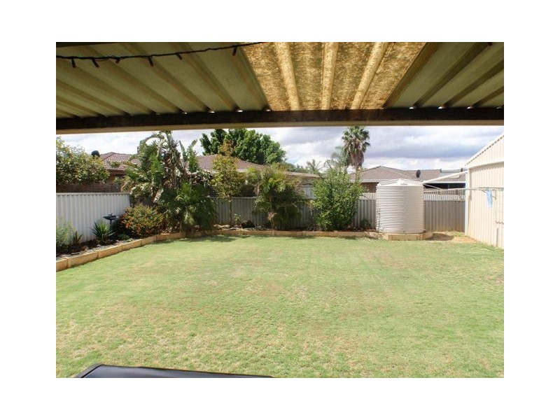 27 Kultown Drive, Waggrakine WA 6530