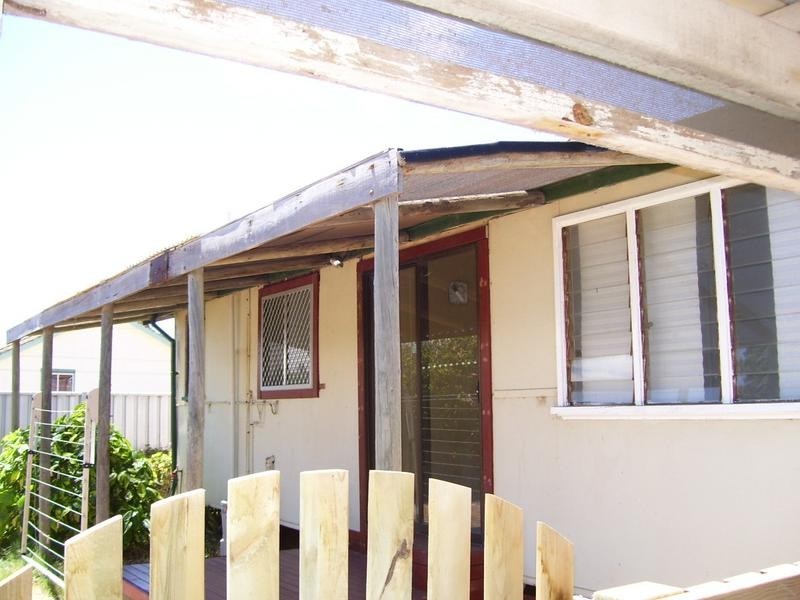 7 Eliot Street, Beachlands WA 6530