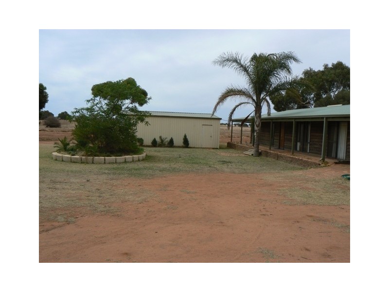 371 Edward Road, Meru WA 6530