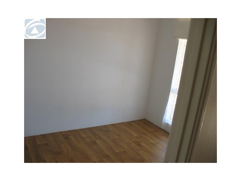 18 Halfmoon Drive, Waggrakine WA 6530