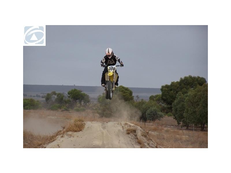 665 Allanooka Springs Road, Walkaway WA 6528