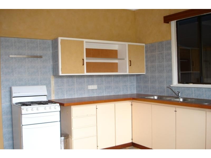 5 Albert Street, Geraldton WA 6530