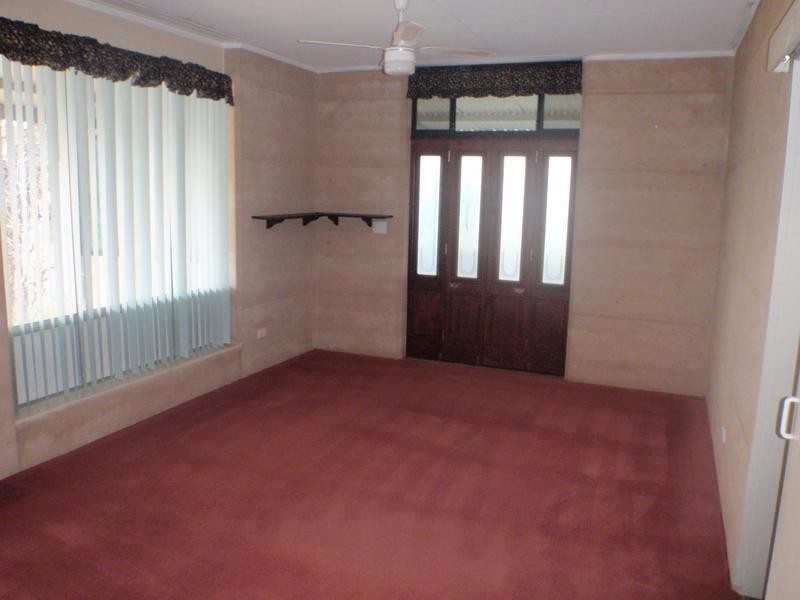 77 McCartney Road, Greenough WA 6532