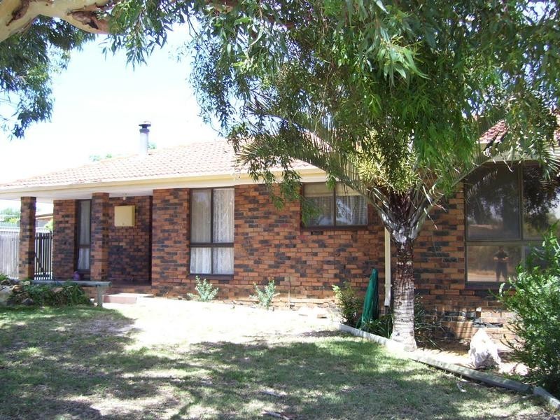 16 Joshua Way, Karloo WA 6530