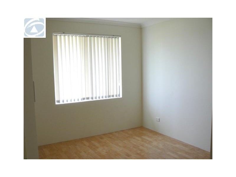 4 Halfmoon Drive, Waggrakine WA 6530