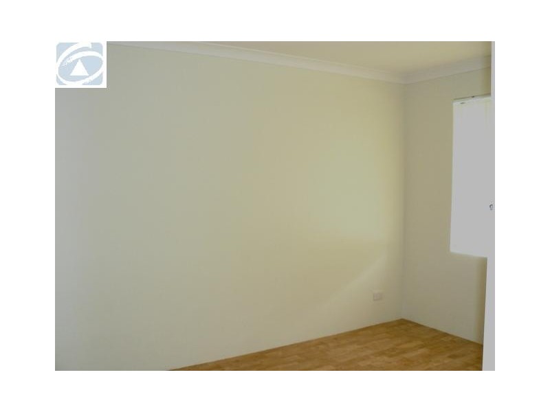 4 Halfmoon Drive, Waggrakine WA 6530