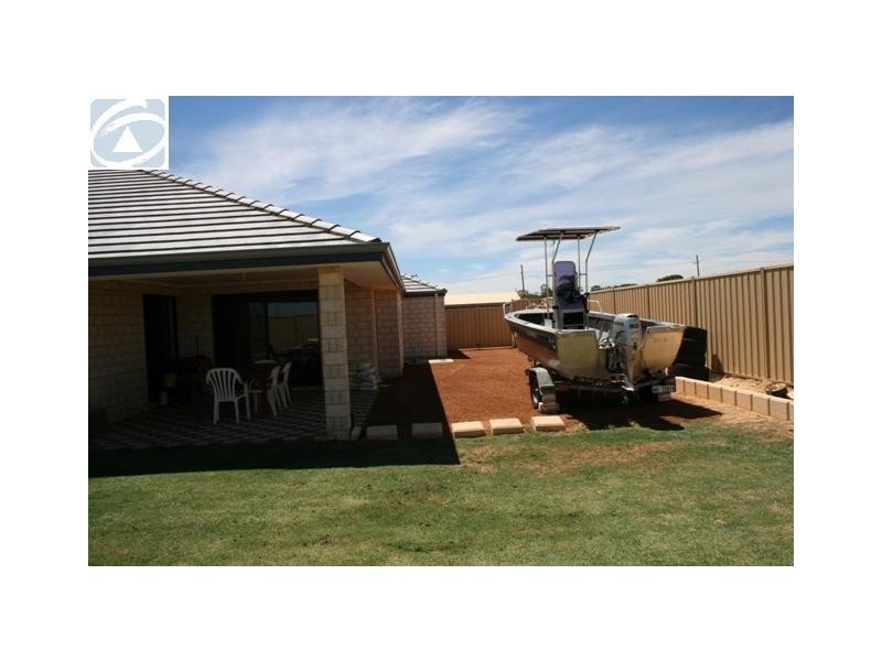 6 Antonia Way, Webberton WA 6530