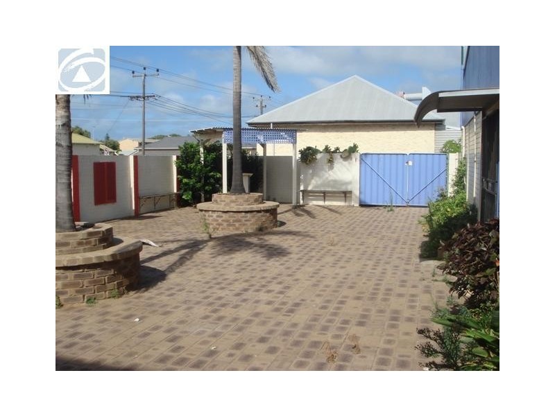 130 Augustus Street, Geraldton WA 6530